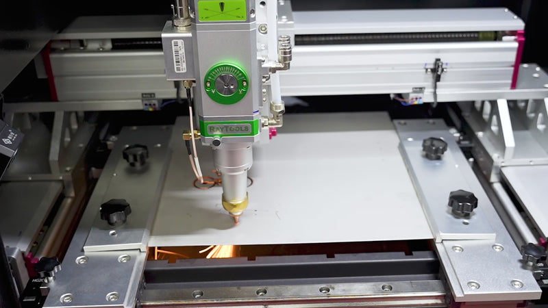 1500W-Mini-Desktop-Cutter-Demo-2